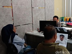 Junaidi Disiram Air Keras oleh Temannya, Kakak Korban Lapor Polisi