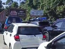 Truk Mogok gegara Rem Blong, Jalur Medan-Berastagi Macet