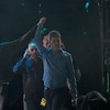 FOTO: Momen Bersejarah, Oasis Reuni Konser Setelah 16 Tahun Bubar