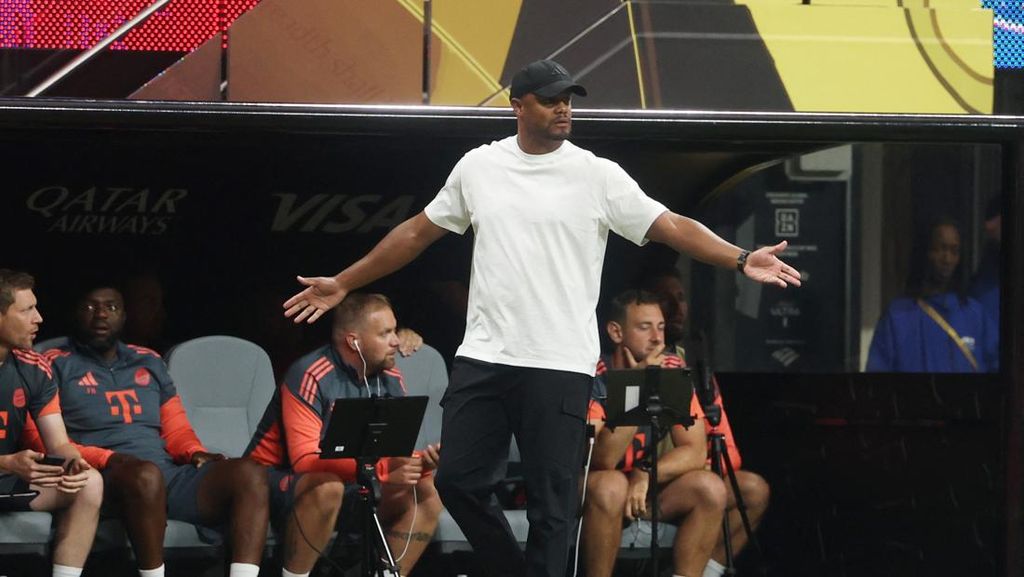 Respons Kompany Soal Seni Bertahan Bayern Saat Dihajar PSG 4-5