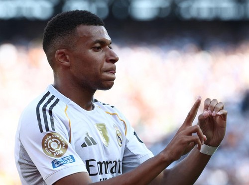 Mbappe Keracunan Makan Ayam, Berat Turun 6 Kilo