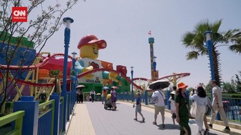 VIDEO: Legoland China Dibuka, Ribuan Orang Rela Antre Meski Panas
