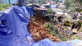 FOTO: Pencarian Korban Longsor Puncak Bogor