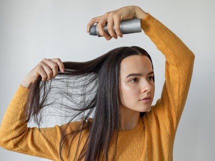 Amankah Ibu Hamil Gunakan Dry Shampoo? Simak Kata Pakar