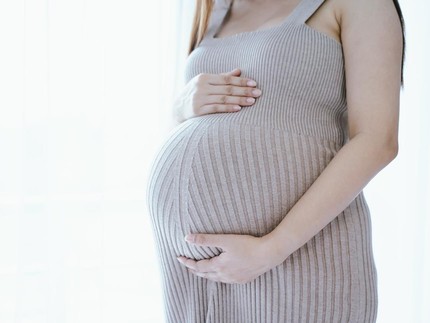 Apa Benar Ada Tanda Bentuk Pusar Hamil Bayi Laki-laki? Ini Faktanya