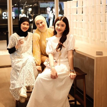 Potret Dua Putri Sambung Irish Bella, Calon Dokter Semua