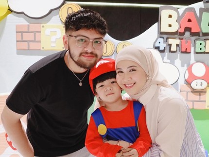 Momen Manis Kesha Ratuliu Rayakan Ultah Ke-4 Balint, Sang Adik yang Terpaut Usia 23 Th