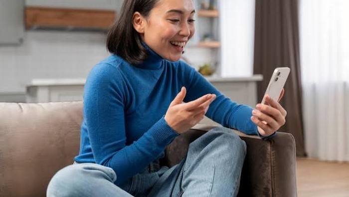 7 Tips Menjalani Hubungan LDR dengan Pasangan