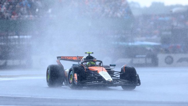 Lando Norris berhasil memenangkan F1 GP Inggris sedangkan Nico Hulkenberg merebut podium pertama dalam 15 tahun kariernya di Formula 1.