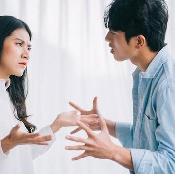 5 Tanda Pasanganmu Ingin Segera Meninggalkanmu, Cepat atau Lambat!