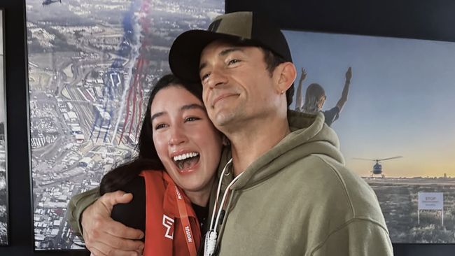 Natasha Ryder Bongkar Sikap Orlando Bloom Saat Pertama Kali Disapa