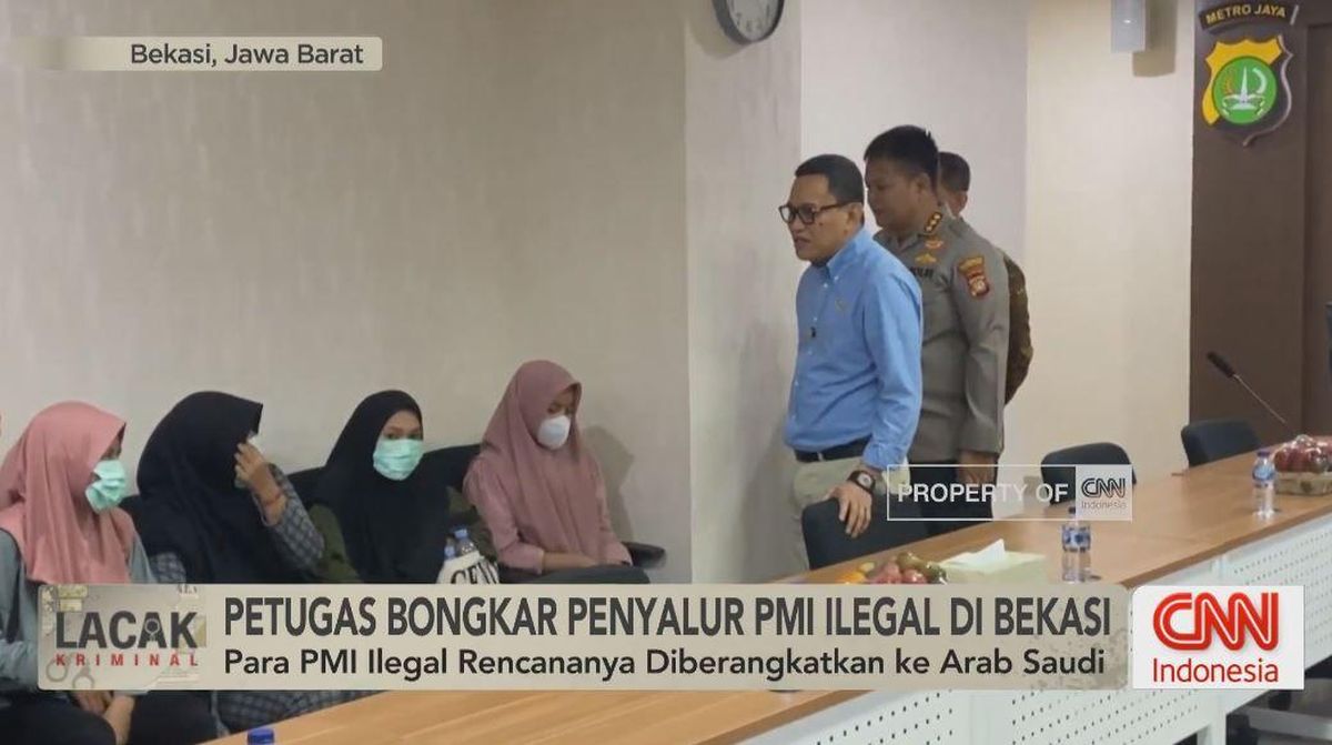 VIDEO: Petugas Bongkar Penyalur PMI Ilegal di Bekasi