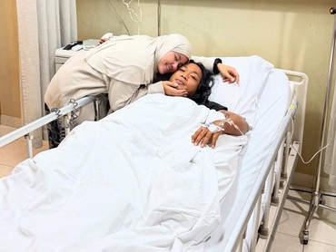 Praz Teguh Mendadak Dilarikan ke RS, Ada Apa?