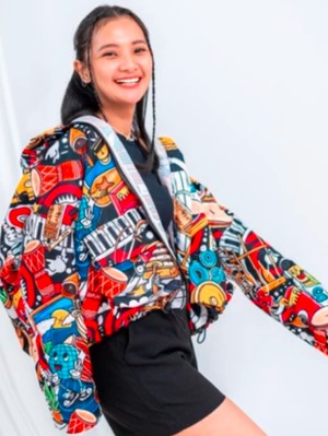 BeauPicks: 5 Rekomendasi Jaket Stylish buat Tampil Chic saat Musim Hujan