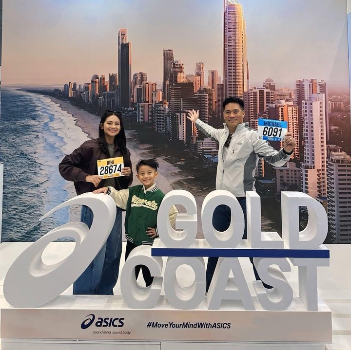 <p>Beberapa hari setelah&nbsp;sampai ke Australia, Rini langsung melakukan aktivitas rutinnya, yakni berlari. Setelah itu, ia dan suami memutuskan untuk mengikuti komperisi lari Gold Coast Marathon di Australia. (Foto: Instagram @riniyulianti)</p>