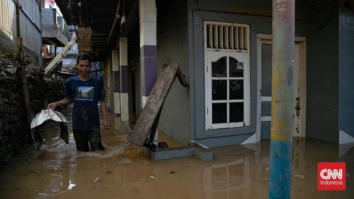 Banjir Rendam 67 RT di Jakarta hingga Selasa Dini Hari
