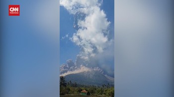 VIDEO: Detik-detik Gunung Lewotobi Laki-laki Meletus Lagi