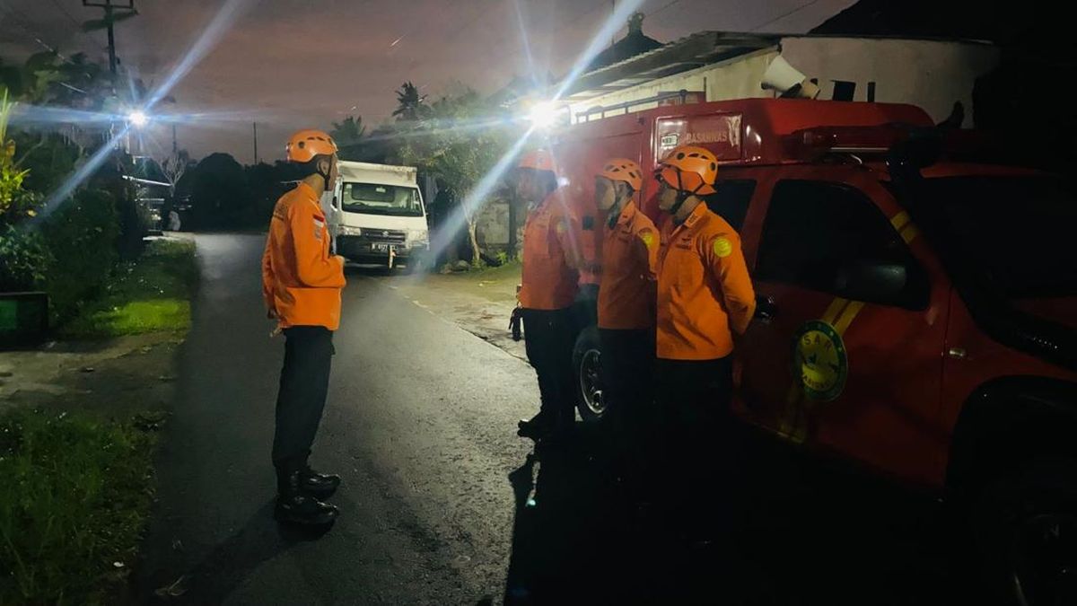 Pendaki Ibu dan Anak Selamat Usai Seharian Tersesat di Gunung Batukaru