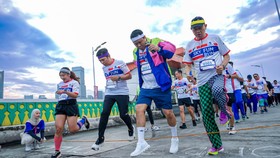Transjakarta Sukses Bikin Nostalgia Lewat Jakarta Sky Fun Run 2025