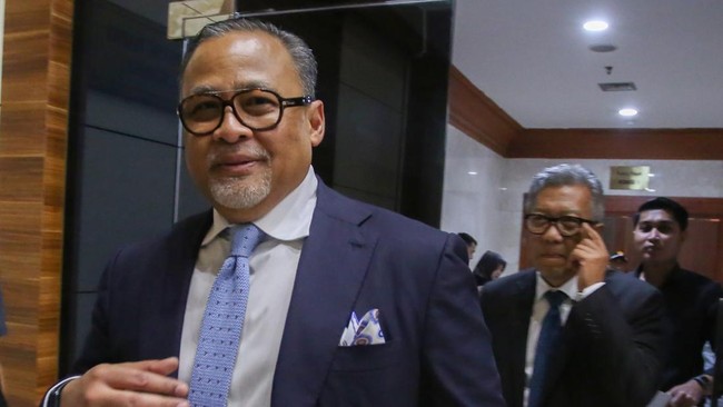 Raden Dato Mohammad Iman Hascarya Kusumo resmi dilantik sebagai Dubes RI untuk Malaysia oleh Presiden RI Prabowo Subianto, Rabu (8/10) ini.