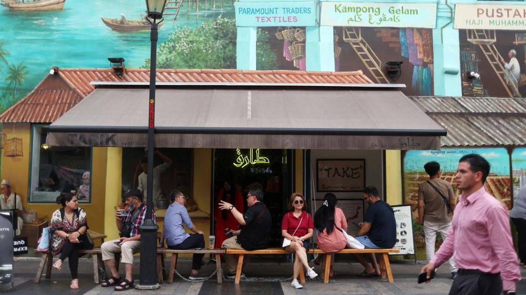 Turis Eropa Sebut Warga Singapura Paling Tidak Sopan di Asia