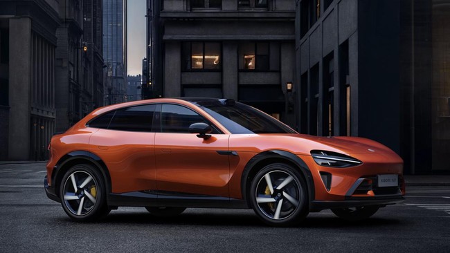 Xiaomi mengklaim SUV listrik YU7 dipesan 300 ribu unit, sementara waktu indennya kini tembus 1,5 tahun.