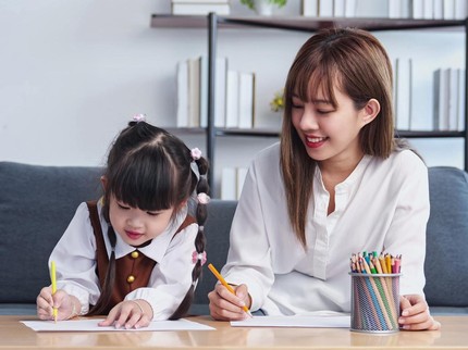 10 Cara Belajar Menulis Anak TK yang Mudah Diajarkan