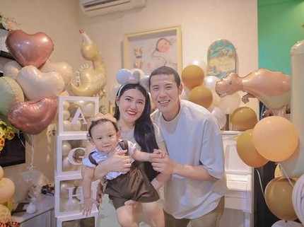 Agham Anak Via Vallen & Chevra Yolandi Ultah Pertama, Intip 5 Potret Perayaannya