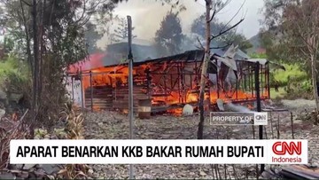 VIDEO: Aparat Benarkan KKB Bakar Rumah Bupati Puncak