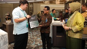 Rayakan HUT ke-79, Direksi BNI Sapa Langsung Nasabah di Kantor Cabang
