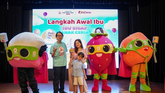 Kampanye #LangkahAwalIbu, Cap Kaki Tiga Anak Mengajak Ibu untuk Sigap saat Anak Bergejala Panas Dalam Kampanye #LangkahAwalIbu, Cap Kaki Tiga Anak Mengajak Ibu untuk Sigap saat Anak Bergejala Panas Dalam