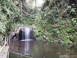 Pesona Kesejukan Curug Sidomba Kuningan yang Memikat