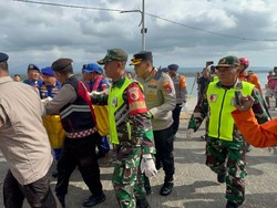 Nelayan Temukan Jenazah Diduga Korban KMP Tunu Pratama Jaya