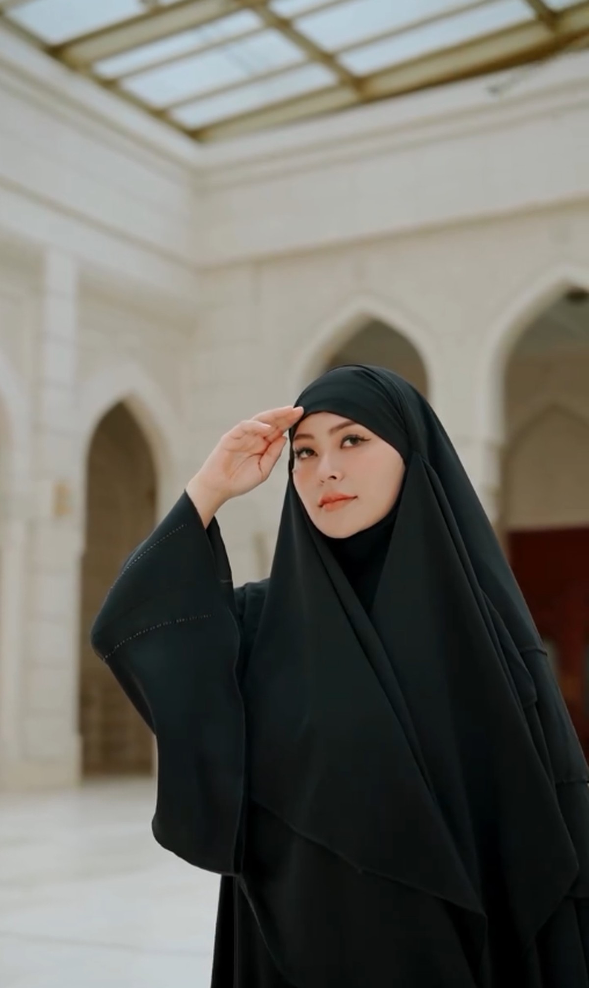 Gaya hijab Nuray Istiqbal&period;