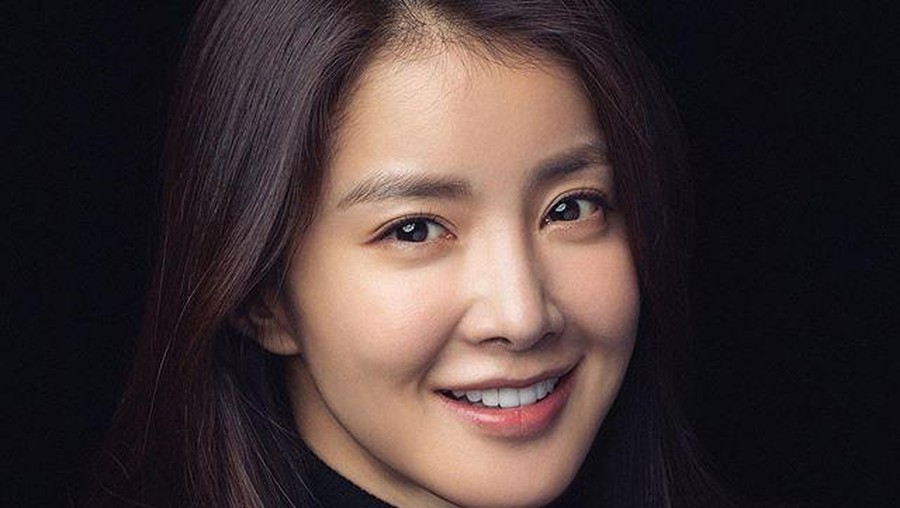 Lee Si Young