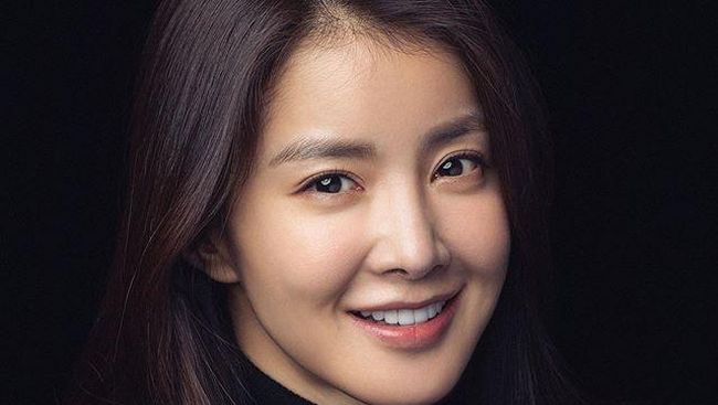 Curhat Lee Si Young Pilih Hamil Anak Kedua usai Cerai dari Suami Tajir