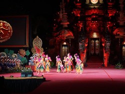Wabup Gianyar Puji Penampilan Sanggar Seni Sanjiwani di Parade GKW