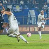 FOTO: Perjumpaan Alot Persib dan Dewa United di Piala Presiden