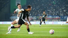 Kata-kata Bojan Hodak setelah Persib Gagal Bungkam Dewa United