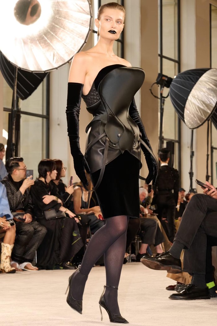 Schiaparelli Couture 2025