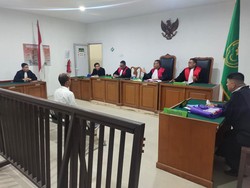 Staf Pribadi Eks Kadisnakertrans Sumsel Alex Rachman Divonis 1 Tahun Penjara