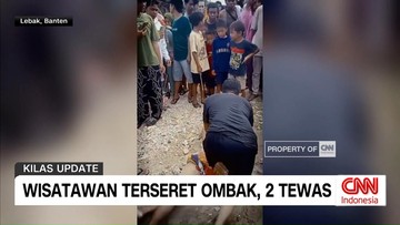 VIDEO: Wisatawan Terseret Ombak, Dua Orang Tewas