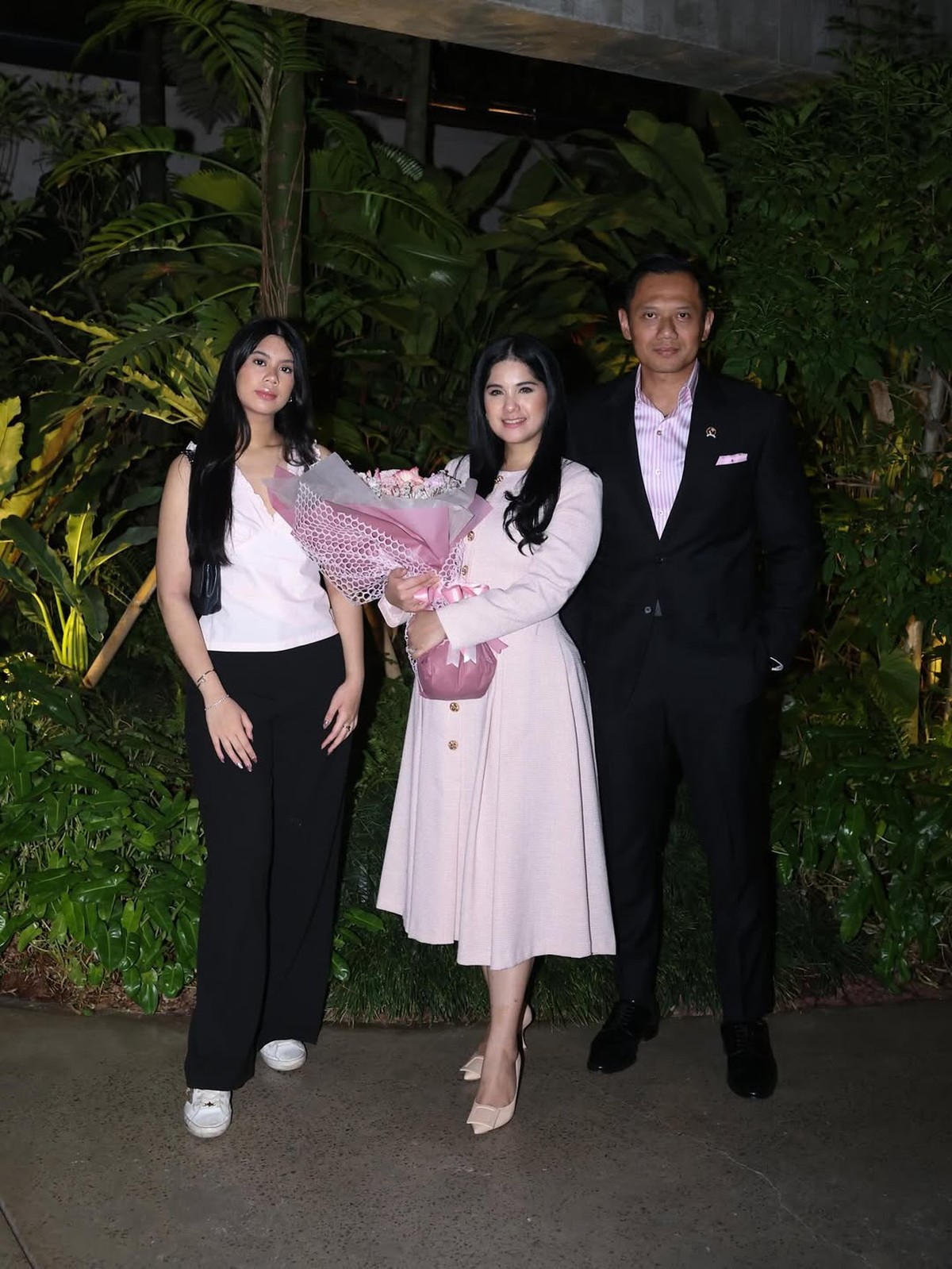 Agus Yudhono dan Annisa Pohan Rayakan Anniv Pernikahan