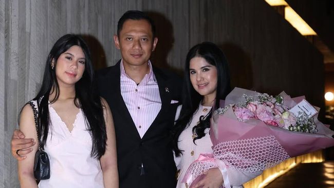 Aira Jadi Sorotan, Ini 7 Foto Agus Yudhoyono dan Annisa Pohan Rayakan Anniv ke-20