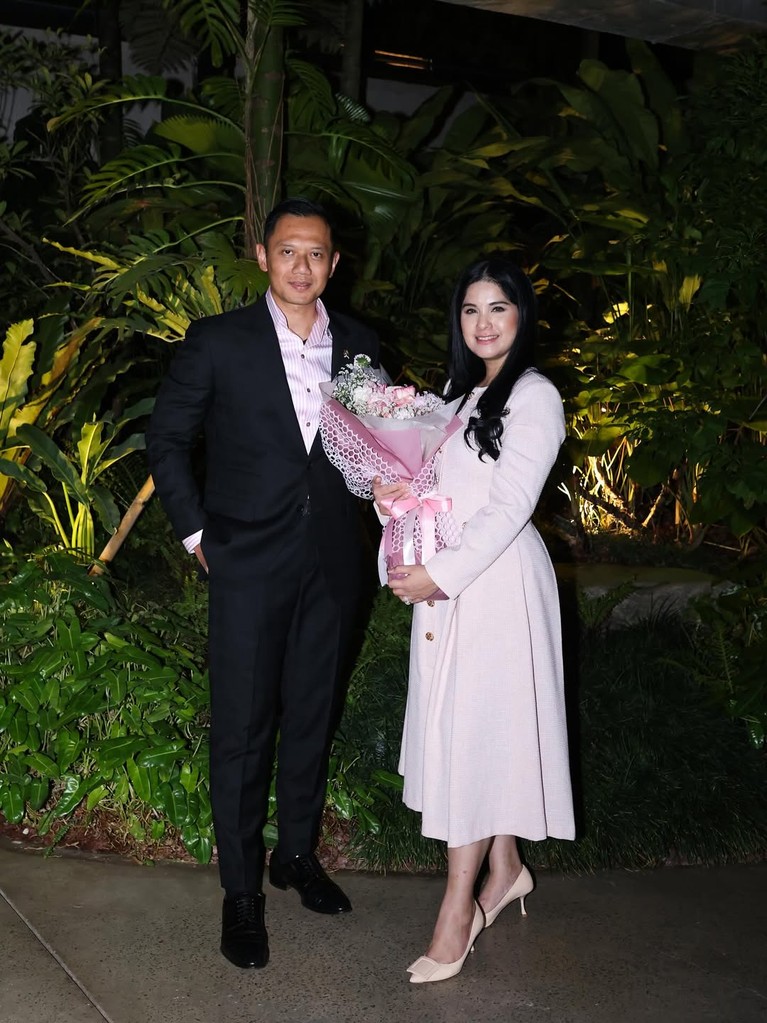 Agus Yudhono dan Annisa Pohan Rayakan Anniv Pernikahan