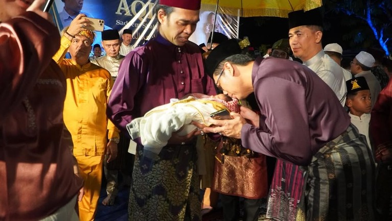 Akikah Anak Ketiga Ustaz Abdul Somad Akikah Anak Ketiga Ustaz Abdul Somad