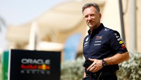 Red Bull Racing Pecat Christian Horner