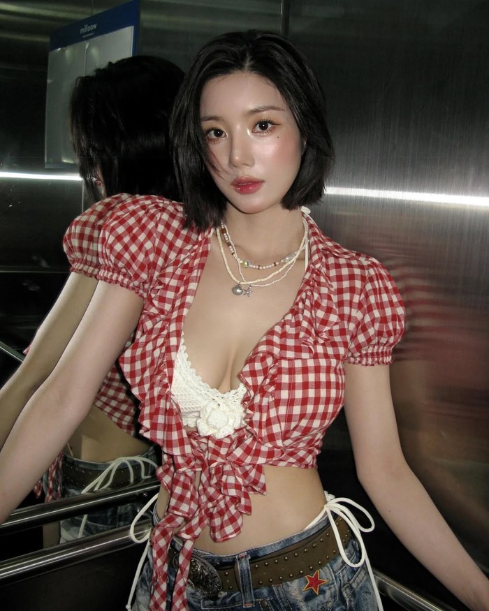 Kabar baiknya, ‘Ratu Waterbomb’, Kwon Eu Bi, belum lama ini dikonfirmasi jadi salah satu line-up Waterbomb Bali 2025, yang dijadwalkan digelar pada 6 dan 7 September mendatang nih, Beauties!/ Foto: instagram.com/silver_rain.__