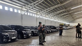 72 Mobil Milik Sritex Disita: Alphard, Lexus 570 hingga Maybach S500