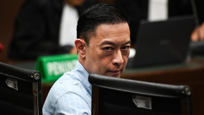 Sidang Vonis Tom Lembong Digelar Jumat 18 Juli Sidang putusan kasus dugaan impor gula terhadap mantan Mendag Thomas Lembong dijadwalkan pada 18 Juli 2025. Tom dituntut pidana tujuh tahun penjara.